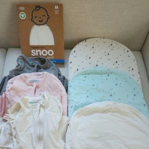 SNOO swaddles and sheets
